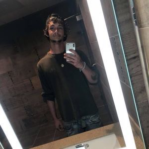 Meet your Posher, Damian